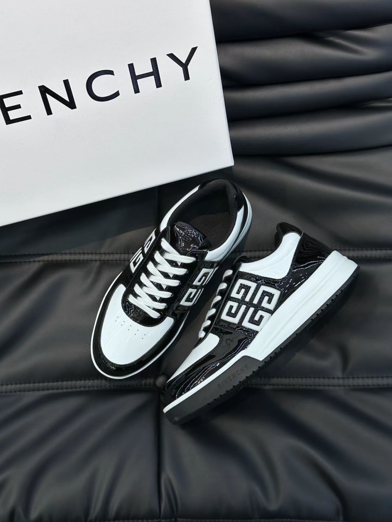 Givenchy Sneakers